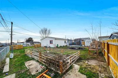705 S D Street, Moses Lake, WA 98837 - Photo 5