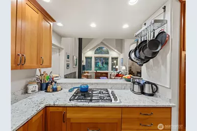 7404 Holiday Boulevard, Anacortes, WA 98221 - Photo 15