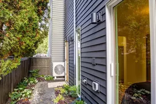 4405 B S Holly St, Seattle, WA 98118 - Photo 21