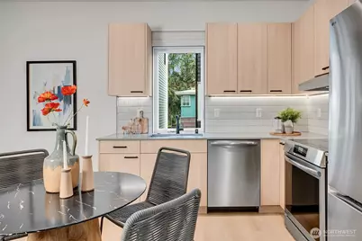 4405 B S Holly Street, Seattle, WA 98118 - Photo 11