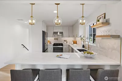 9003 30th Avenue SW, Seattle, WA 98126 - Photo 9