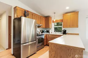 759 Vista Dr, Camano Island, WA 98282 - Photo 11