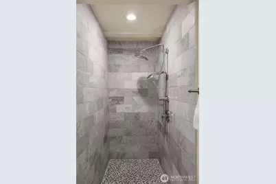 2137 N 128th Street, Seattle, WA 98133 - Photo 21