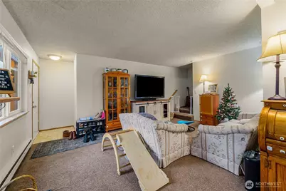 919 30th Street NE, Auburn, WA 98002 - Photo 9