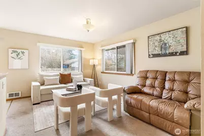 2023 Bush Avenue NW, Olympia, WA 98502 - Photo 7