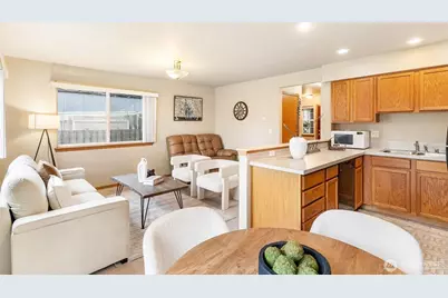 2023 Bush Avenue NW, Olympia, WA 98502 - Photo 13