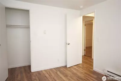 2413 SW Graham Street, Seattle, WA 98106 - Photo 9