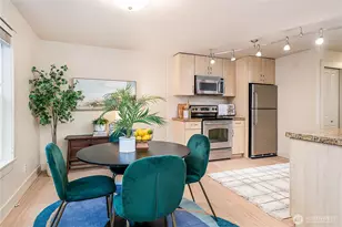 23015 Edmonds Way, Edmonds, WA 98020 - Photo 5