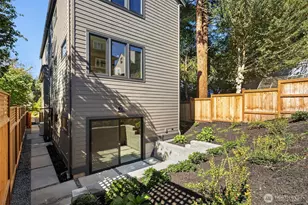 7342 20th Ave NW, Seattle, WA 98117 - Photo 35