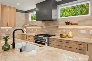 7342 20th Ave NW, Seattle, WA 98117 - Photo 13