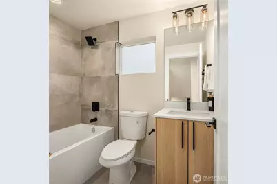 6503 Dibble Avenue NW, Seattle, WA 98107 - Photo 17