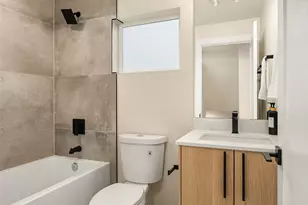 6503 Dibble Ave NW, Seattle, WA 98107 - Photo 17