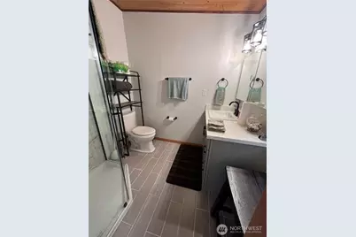 730 Tillamuck Drive, La Conner, WA 98257 - Photo 9