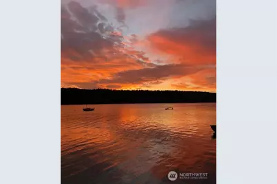 27728 Manzanita Beach Rd SW, Vashon, WA 98070 - Photo 15