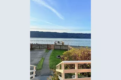27728 Manzanita Beach Rd SW, Vashon, WA 98070 - Photo 3