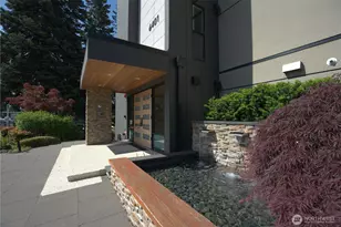 6401 Lake Washington Blvd NE, Kirkland, WA 98033 - Photo 1