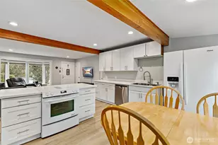 4915 Dogwood Dr, Everett, WA 98203 - Photo 13