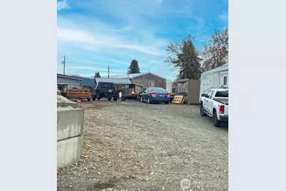 522 Locust Street, Omak, WA 98841 - Photo 29