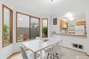 9606 NE 121st Ln, Kirkland, WA 98034 - Photo 7