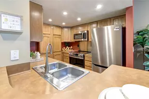 11420 NE 128th St, Kirkland, WA 98034 - Photo 5