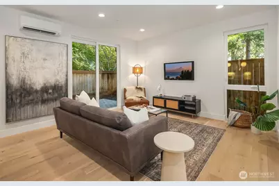 10174 NE 113th Place, Kirkland, WA 98033 - Photo 3