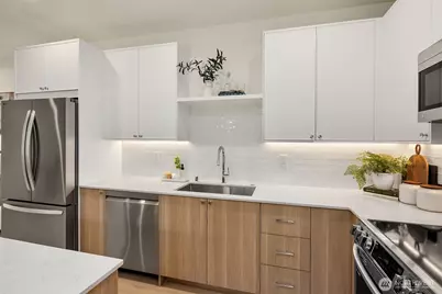 10827 11th Avenue NE, Seattle, WA 98125 - Photo 11