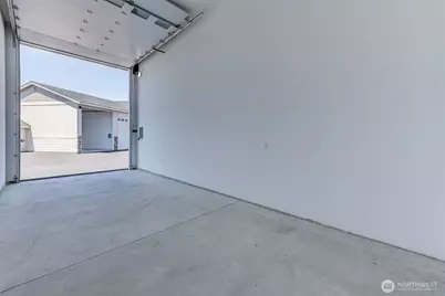 9967 W8 Road NW #F 33, Quincy, WA 98848 - Photo 9