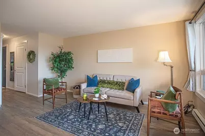 1717 E 16th Street #205, Bremerton, WA 98310 - Photo 5