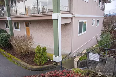 1717 E 16th Street #205, Bremerton, WA 98310 - Photo 23