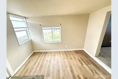 1212 W Moore Street, Walla Walla, WA 99362 - Photo 5