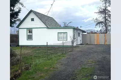 1212 W Moore Street, Walla Walla, WA 99362 - Photo 1