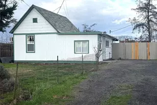 1212 W Moore St, Walla Walla, WA 99362 - Photo 1