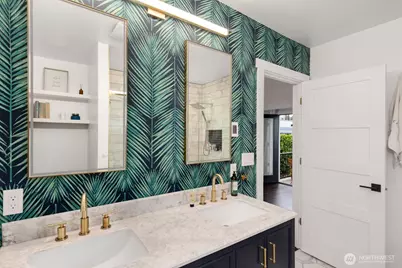 3249 27th Avenue W, Seattle, WA 98199 - Photo 19