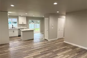 11676 Fry Ave SW, Port Orchard, WA 98367 - Photo 3