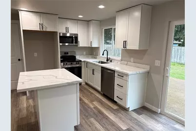 11676 Fry Avenue SW, Port Orchard, WA 98367 - Photo 5