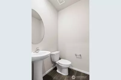 18726 Lipoma Place E, Puyallup, WA 98375 - Photo 11