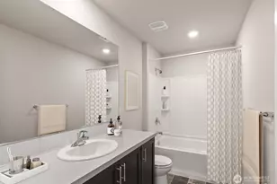 18726 Lipoma Pl E, Puyallup, WA 98375 - Photo 13