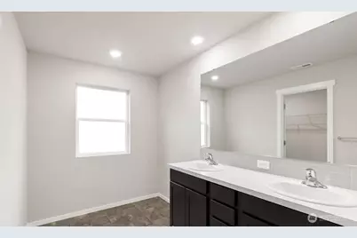 18726 Lipoma Place E, Puyallup, WA 98375 - Photo 19