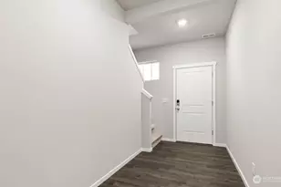 18726 Lipoma Pl E, Puyallup, WA 98375 - Photo 3