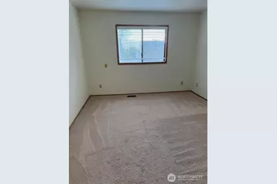 14918 SE 64th Street, Bellevue, WA 98006 - Photo 11