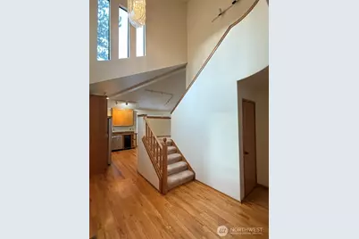 14918 SE 64th Street, Bellevue, WA 98006 - Photo 13