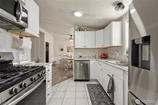 700 NW Crosby Ave, Oak Harbor, WA 98277 - Photo 15