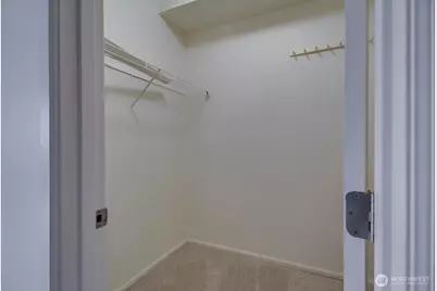 517 225th Lane NE #E102, Sammamish, WA 98074 - Photo 21