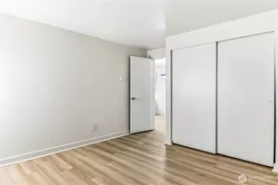 16817 Larch Way, Lynnwood, WA 98037 - Photo 5