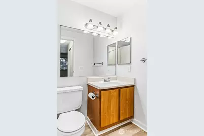 16817 Larch Way #D207, Lynnwood, WA 98037 - Photo 3