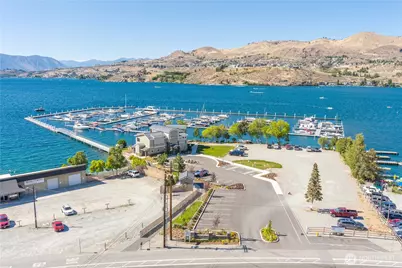 1350 W Woodin Avenue #CDE1, Chelan, WA 98816 - Photo 11