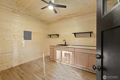 56115 Kernahan Road E, Ashford, WA 98304 - Photo 5