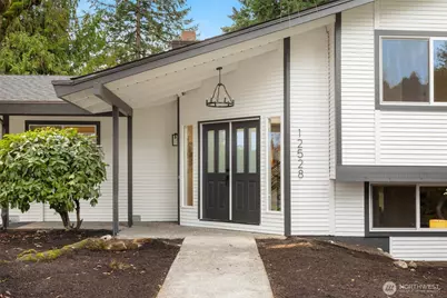 12528 SE 70th Street, Newcastle, WA 98056 - Photo 3