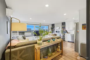 2703 Boylston Ave E, Seattle, WA 98102 - Photo 7