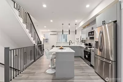 1926 S Washington Street #B203, Tacoma, WA 98405 - Photo 9